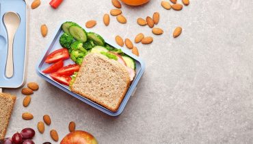 Healthy Snacking: A Guide to Smart and Nutritious Choices