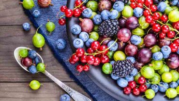 The Role of Antioxidants in Health: Understanding Their Benefits and Sources